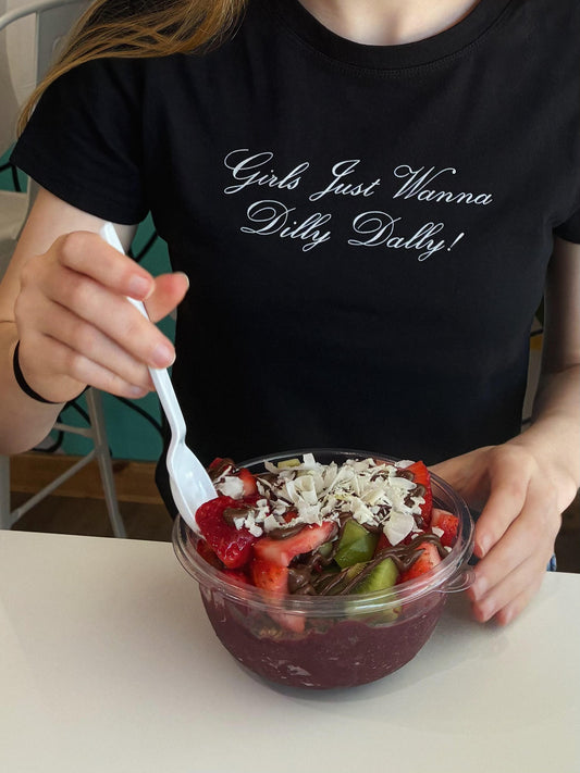 dilly dally baby tee